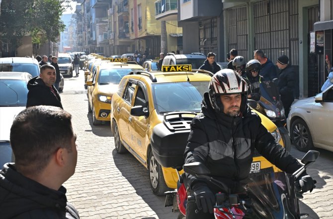 İzmir'de öldürülen taksi şoförünün cenazesi Aydın'a toprağa verildi