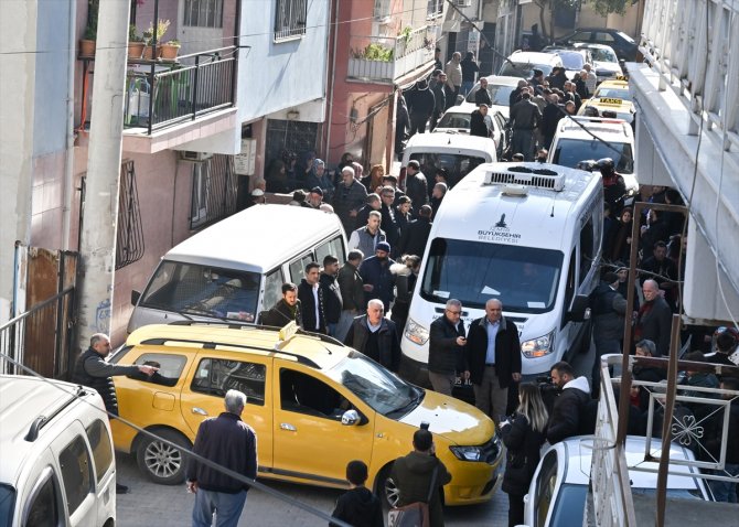 İzmir'de öldürülen taksi şoförünün cenazesi Aydın'a toprağa verildi