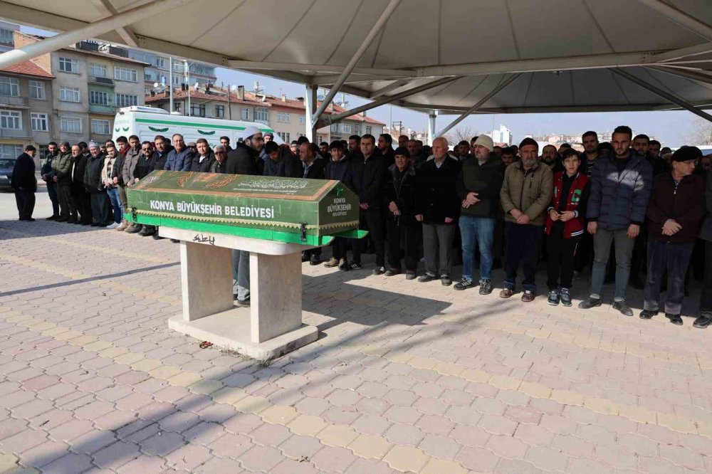 Gözyaşları sel oldu! Konya'da Ahmet Enes'e acı veda