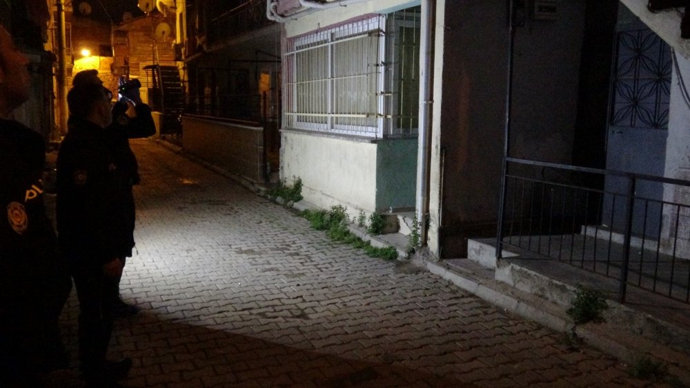 İzmir’de sır cinayet: Bıçakla yaralandı, hastanede hayatını kaybetti
