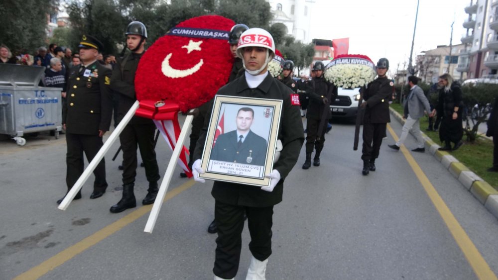 Konya'da şehit olan Ercan Güven son yolculuğuna uğurlandı