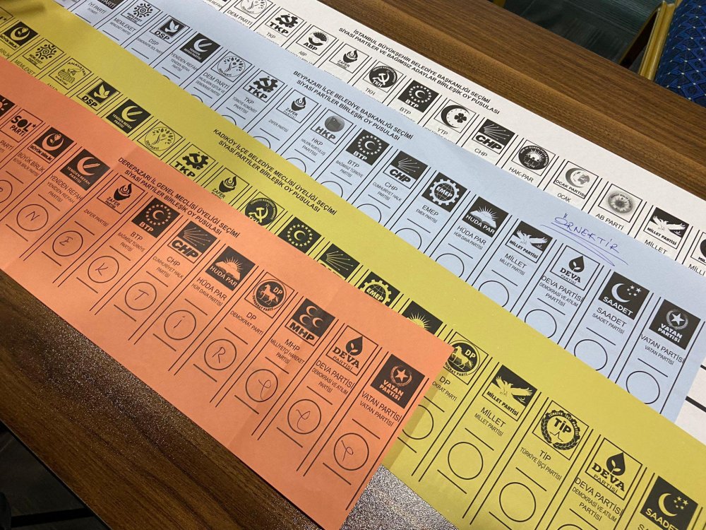 31 Mart seçimleri için pusulalar tanıtıldı