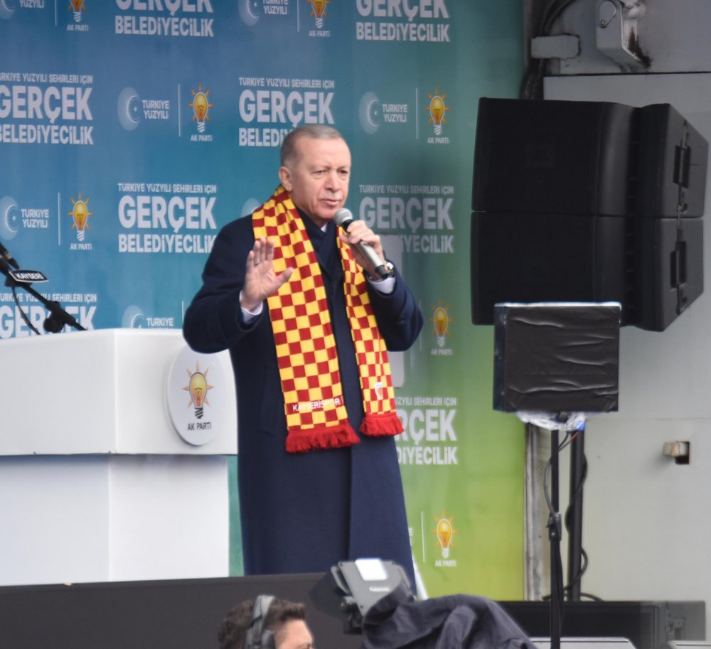 Cumhurbaşkanı Erdoğan: Deste deste para sayma görüntülerinin izahını yapamadılar