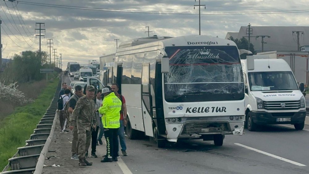 Tekirdağ’da servis araçları çarpıştı: 5’i askeri personel, 16 yaralı
