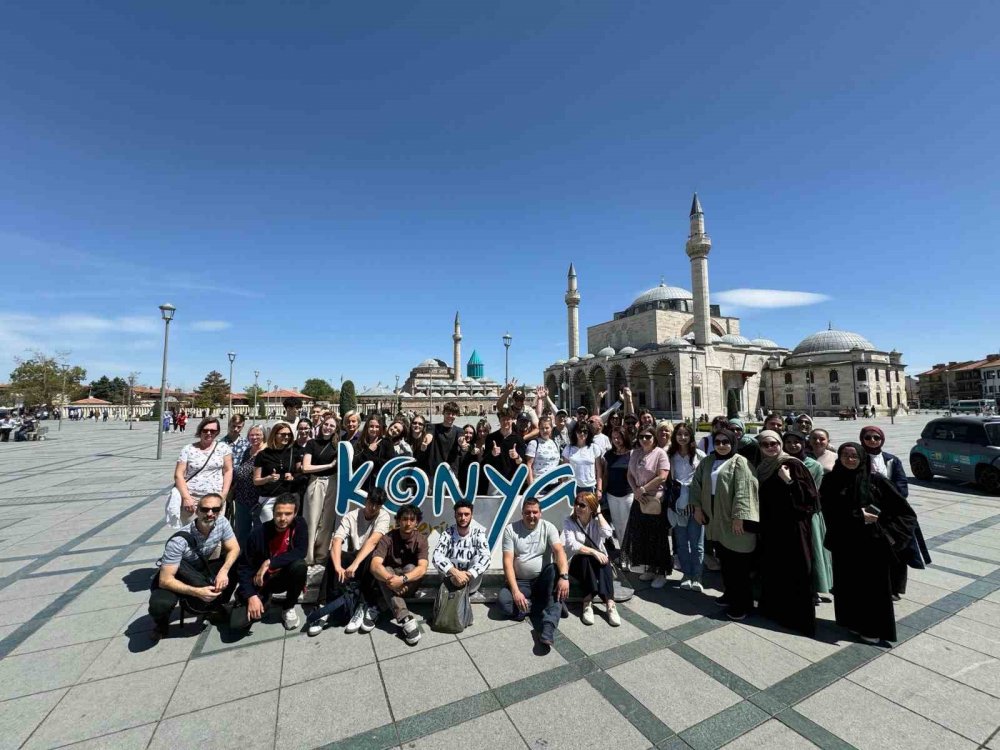 Beş ülkeden gelen öğretmen ve öğrenciler Konya’da buluştu