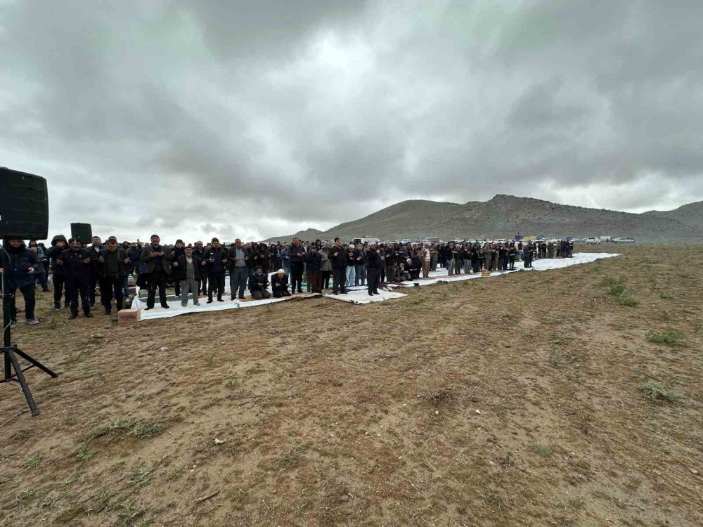 Karapınar’da şükür duası yapıldı