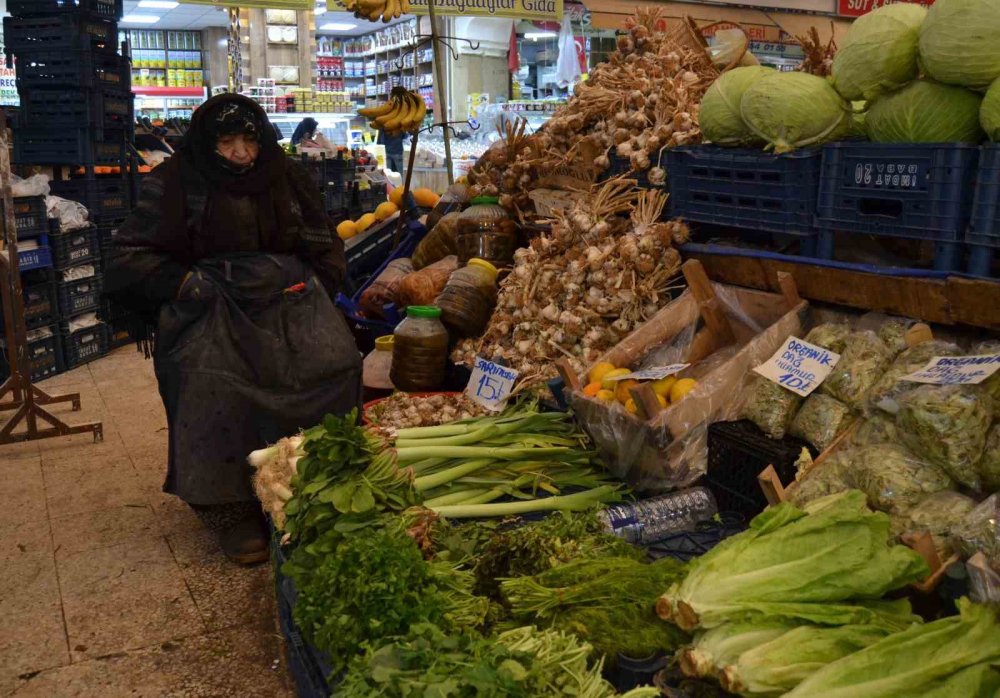 Konya'da Kadınlar Pazarı’nın son kadın esnafı vefat etti