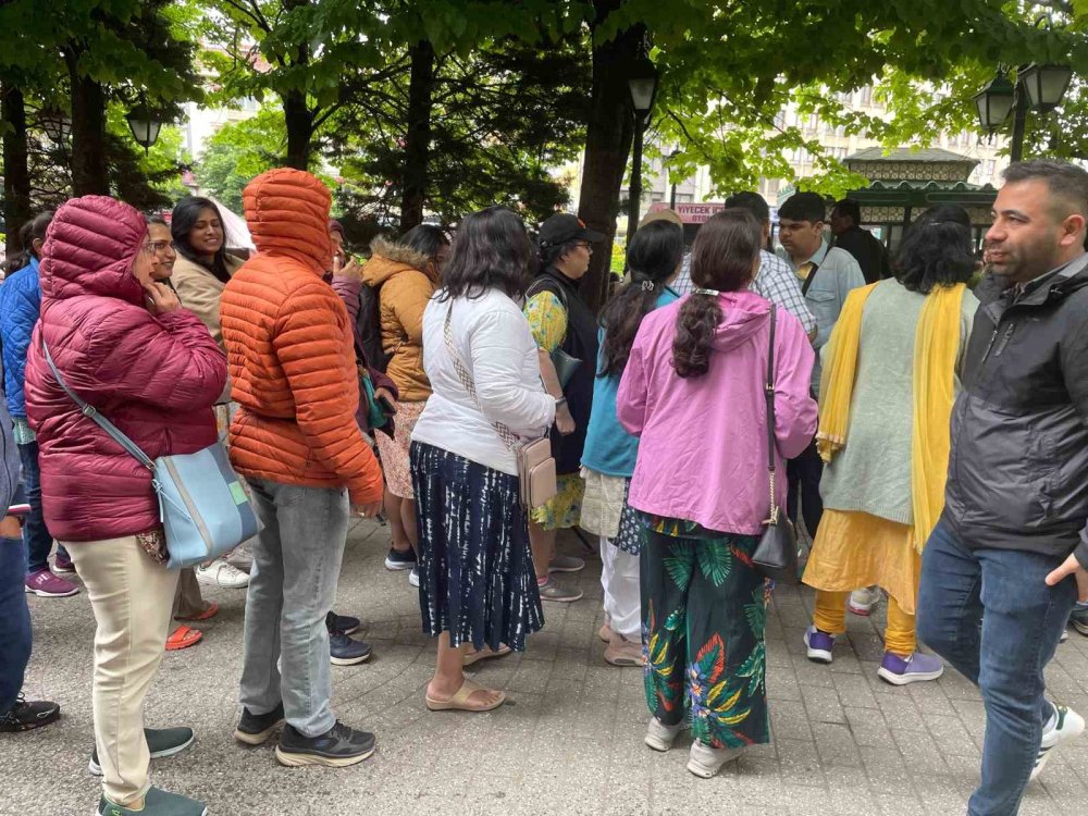 Hintli turistler Eskişehir’e hayran kaldı