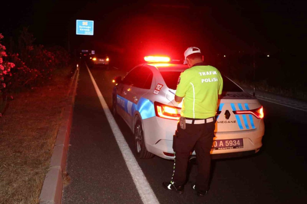 Aracın çarptığı yaşlı adam 30 metre savrularak hayatını kaybetti