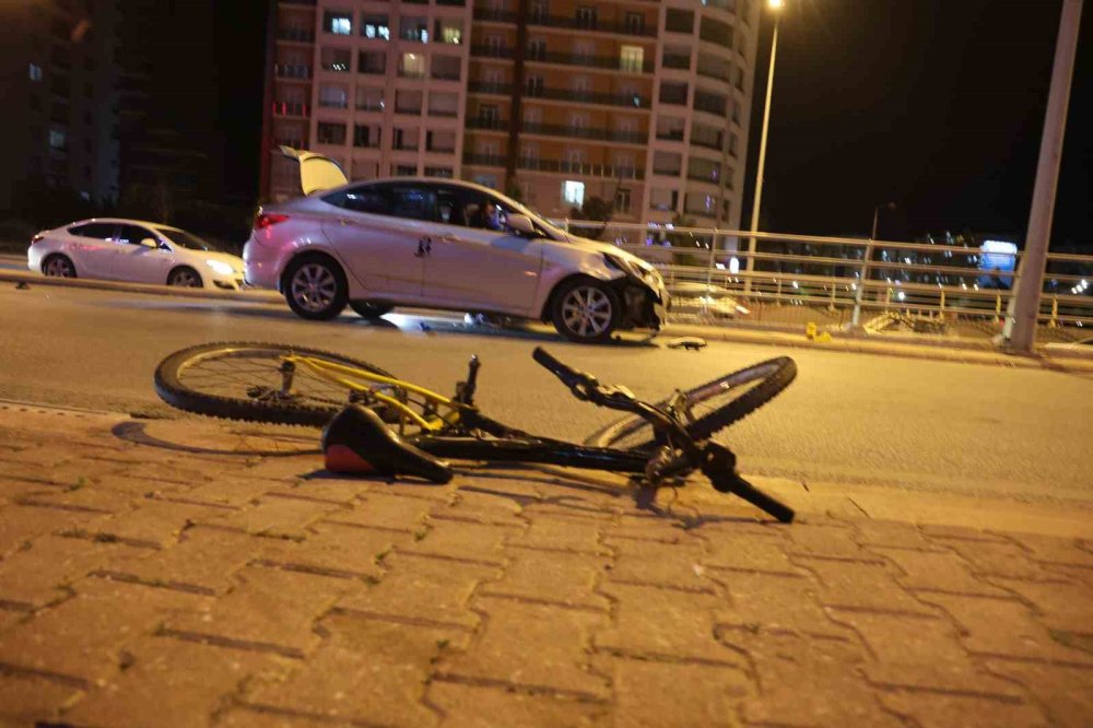 Konya'da otomobilin çarptığı bisikletli çocuklardan biri öldü diğeri ağır yaralandı