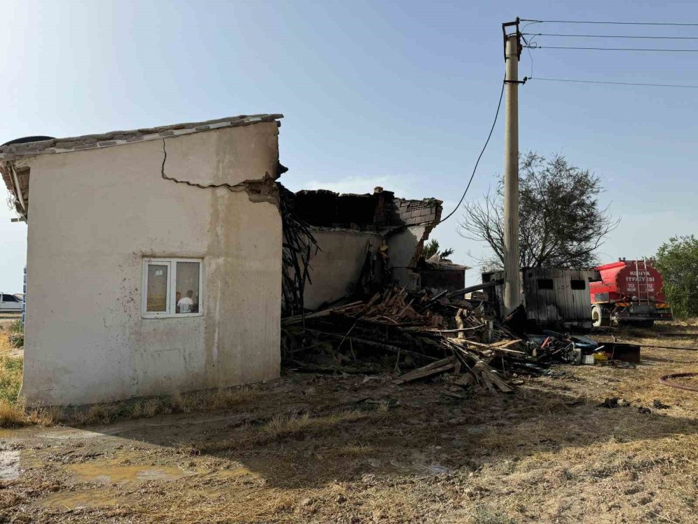Konya'da korkutan ev yangını!
