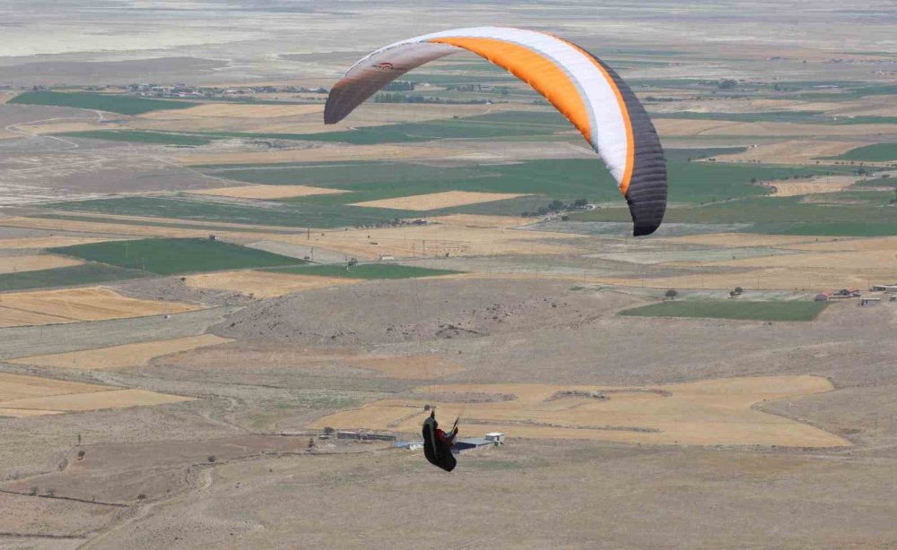 Konya'nın ilçesinde XC Open 2024 Türkiye Mesafe Eğitim Yarışması başladı