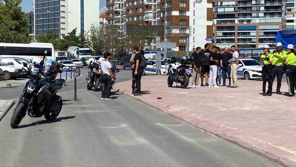 Konya'da motosikletler kazaya karıştı! 1’i polis 2 kişi yaralandı