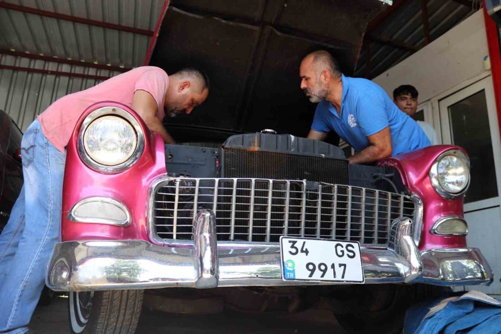 Hurda araçlar onların elinde hayata dönüyor