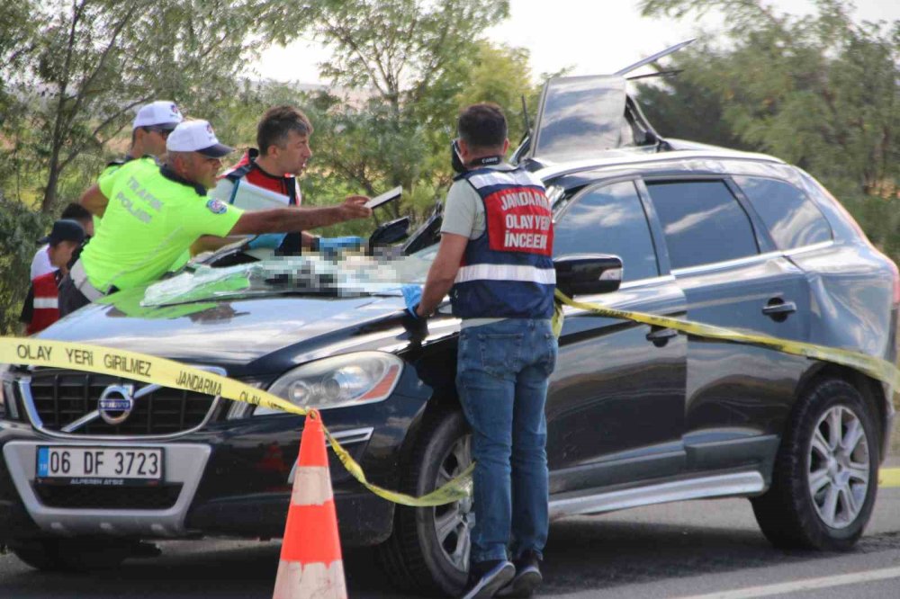 Feci kazada kız kardeşler hayatını kaybetti