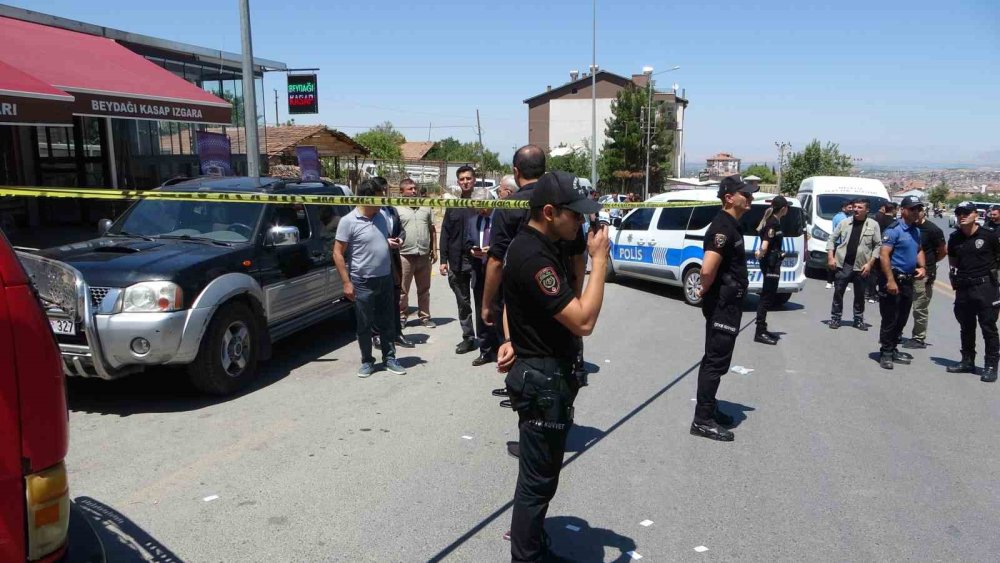 Malatya’da polis memurunun karıştığı silahlı kavgada 3 kişi öldü, 2 kişi yaralandı