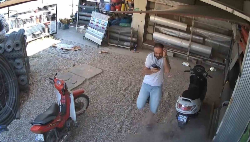 Robot süpürge alev aldı sonra bomba gibi patladı