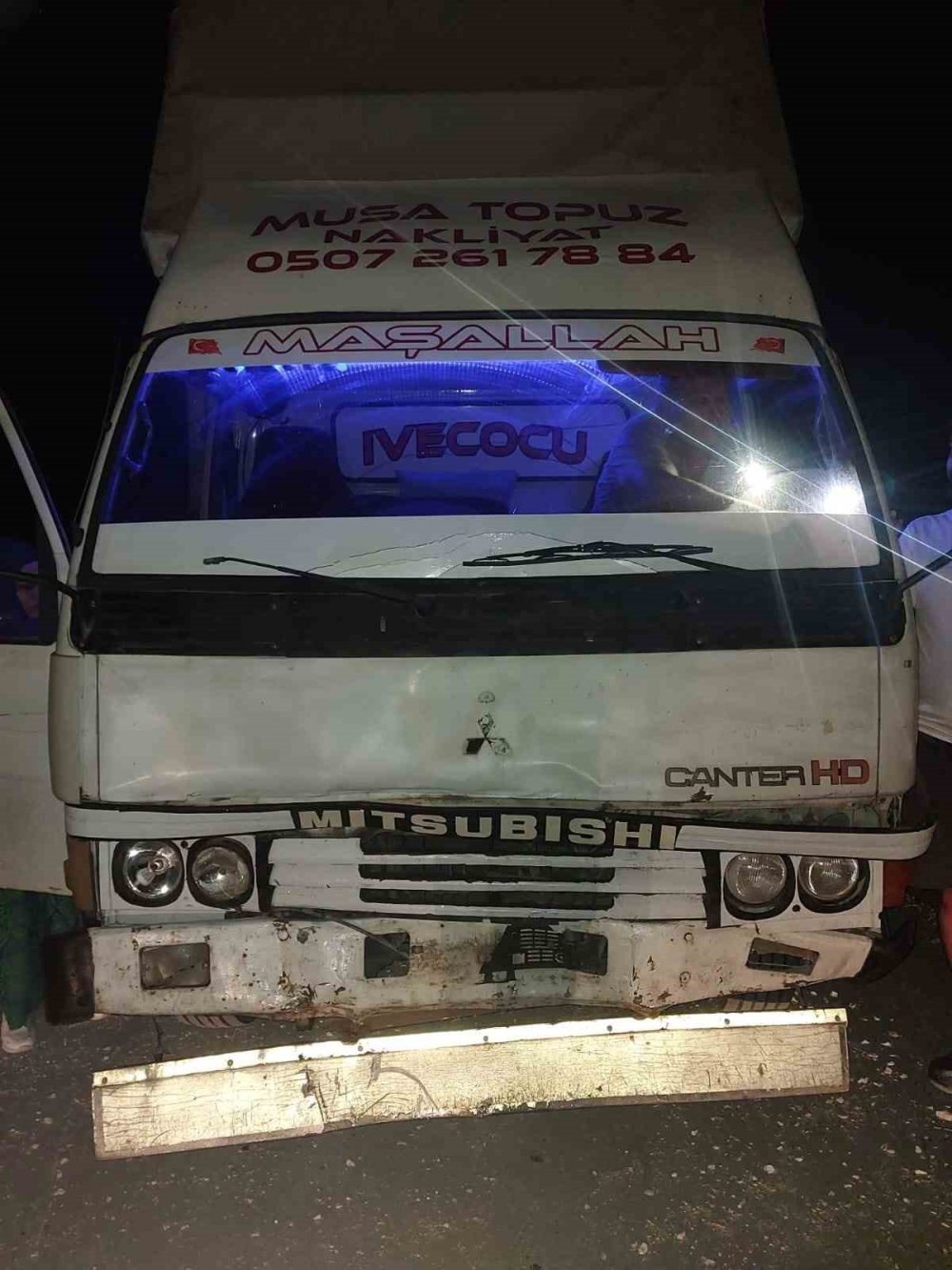 Konya’da gece yarısı kaza! 16 yaşındaki sürücü ağır yaralandı