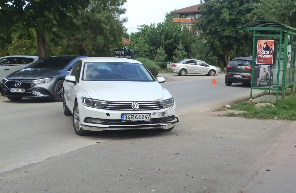 Otomobille çarpışan 21 yaşındaki motosikletin sürücüsü öldü