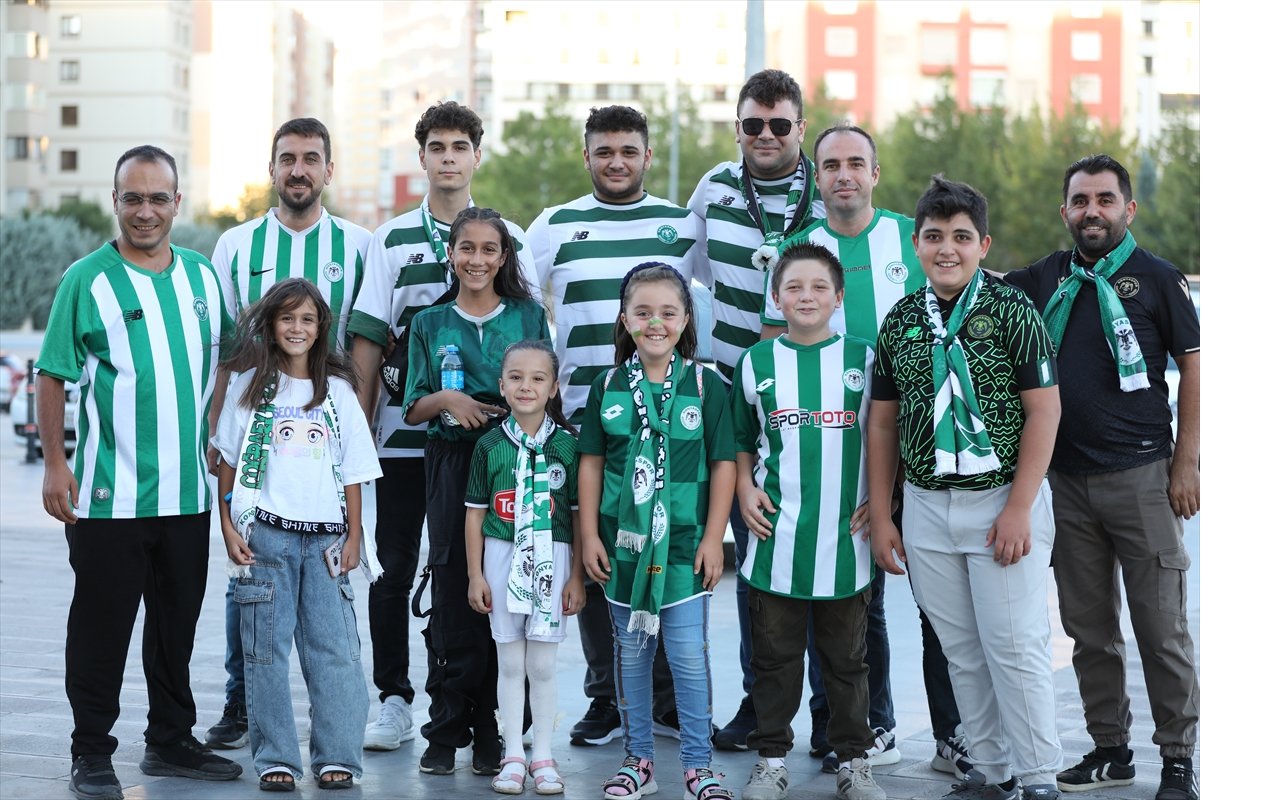 konyaspor-kombinede-zirveye-oynuyor.jpg