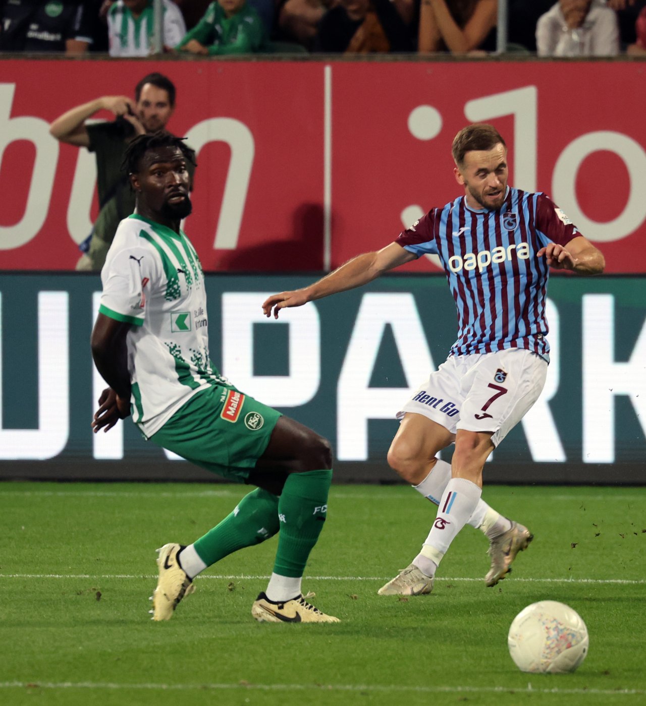 trabzonspor-deplasmanda-st-gallen-ile-golsuz-berabere-kaldi.jpg