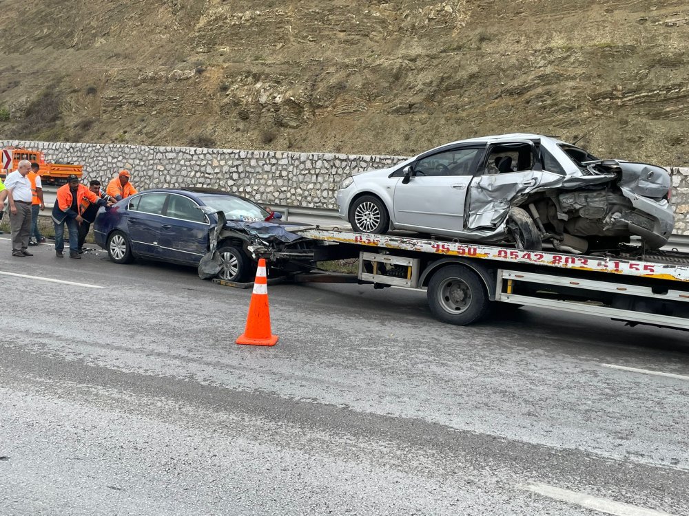 Samsun'da 2 farklı zincirleme kaza: 4 ölü, 15 yaralı