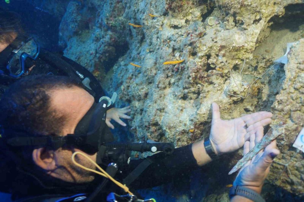 Akdeniz'in derinliklerinden 3 bin 600 yıllık sır gün ışığına kavuştu