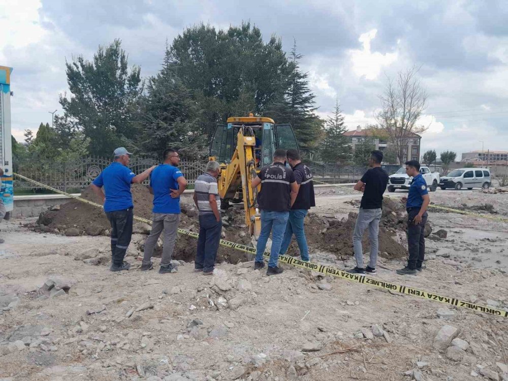 Konya'da yıkım çalışması yapılan alanda kemikler bulundu