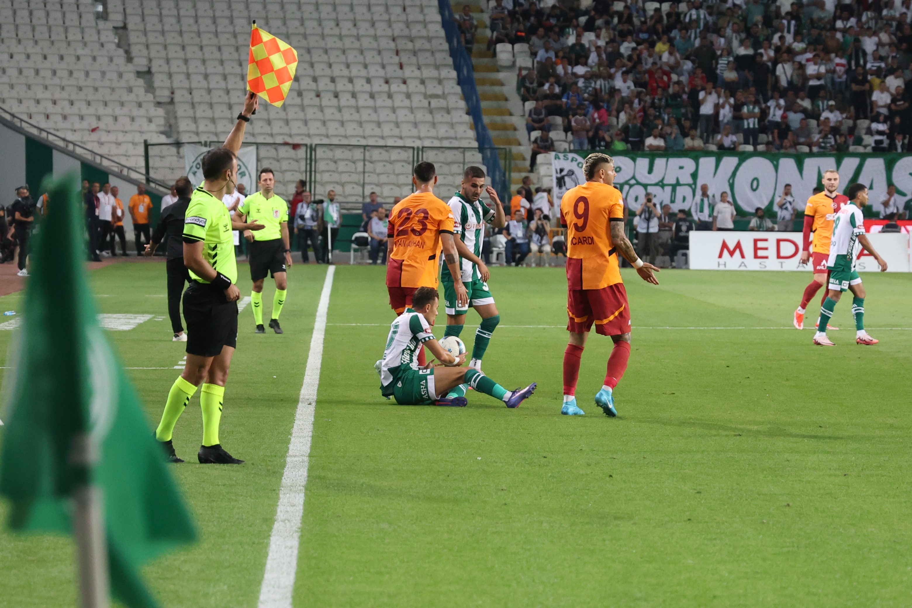 konyaspor-evinde-yok-2.jpg