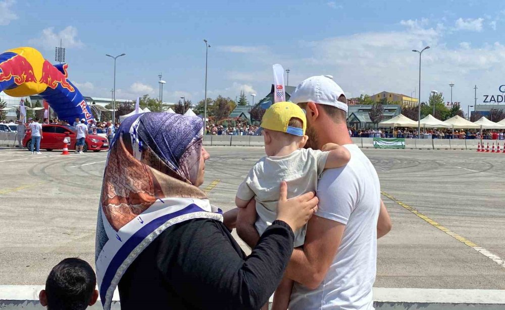 Konya’da tozu dumana kattılar! Konyalılar hayranlıkla izledi