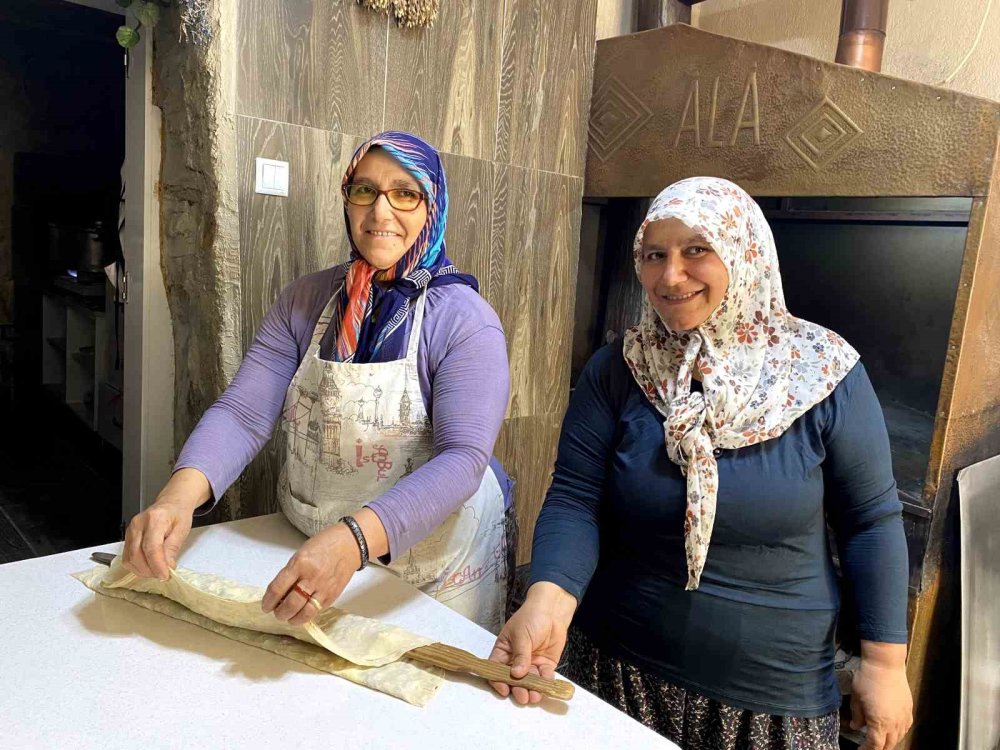 Konya'daki iki kız kardeşin başarı hikayesi