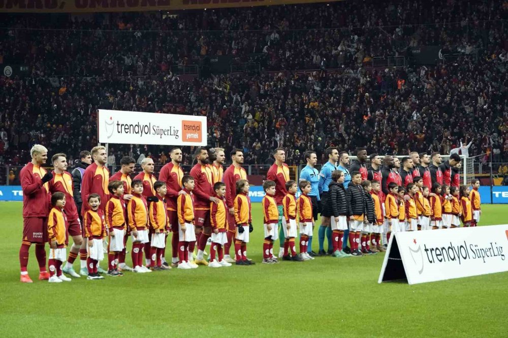 Galatasaray'da 3 isim Gaziantep FK maçında oynayamayacak