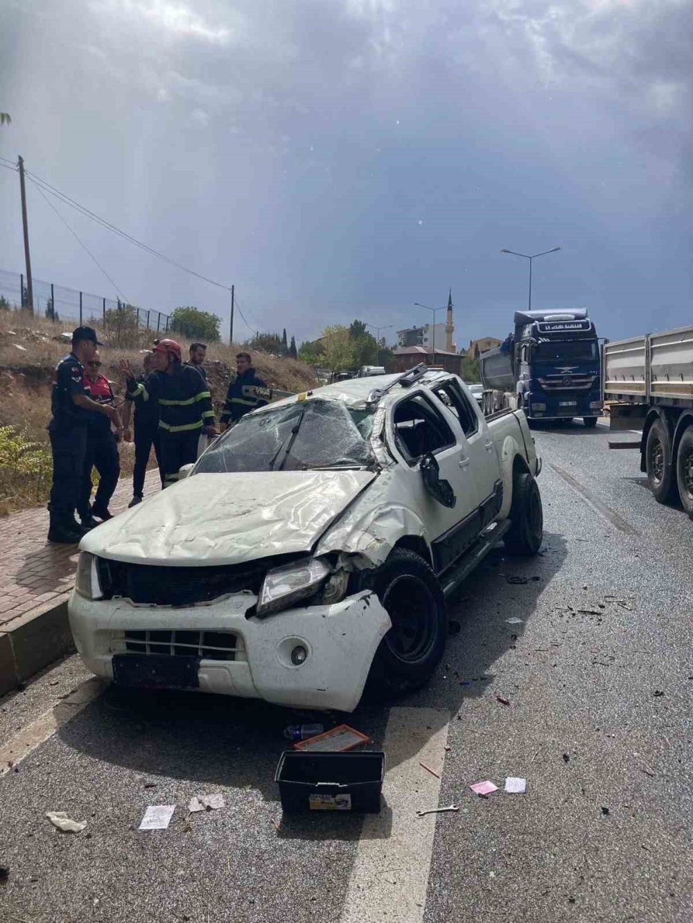 Bilecik'te devrilen araçtaki 1 kişi öldü, 3 kişi yaralandı