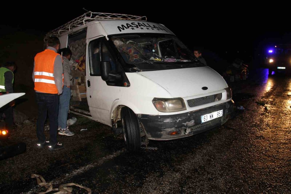 Konya’da feci kaza! 12 yaralı