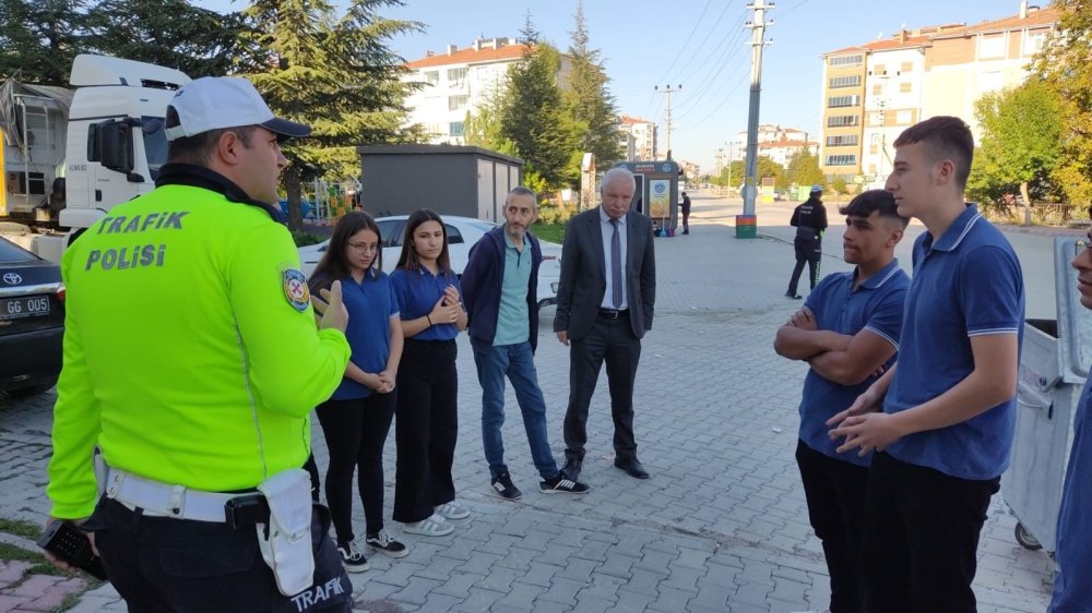 Konya Kulu’da dron destekli yaya geçidi uygulaması