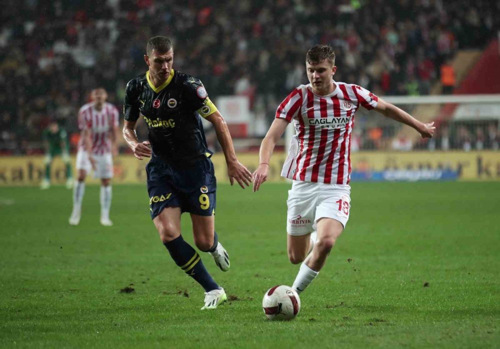 Antalyaspor ile Fenerbahçe 57. maça çıkıyor