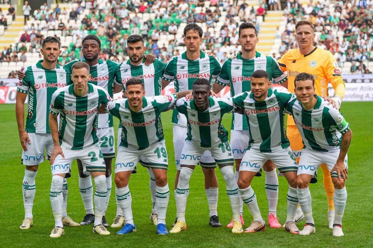 konyaspor-evinde-ilk-galibiyetini-almak-istiyor.jpg