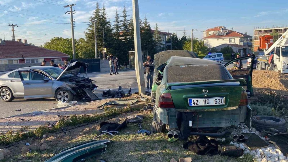 Konya-Ankara Yolu'nda kaza! 4 kişi yaralandı