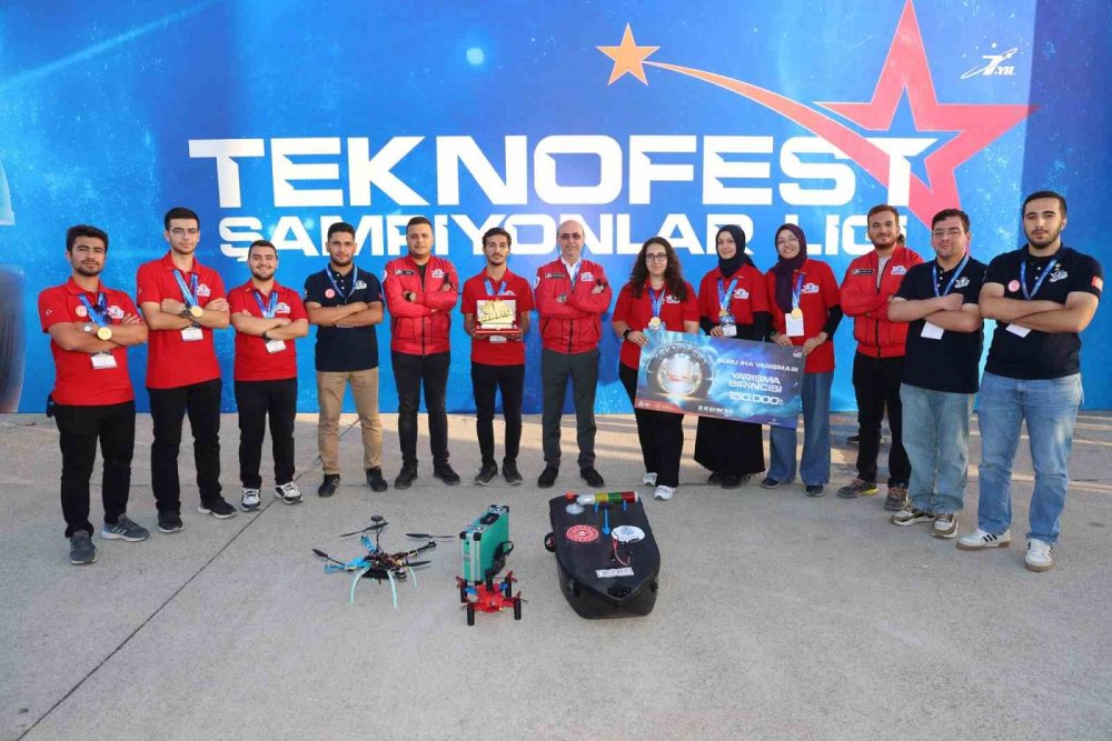 TEKNOFEST’te Başkan Pekyatırmacı'ndan tebrik