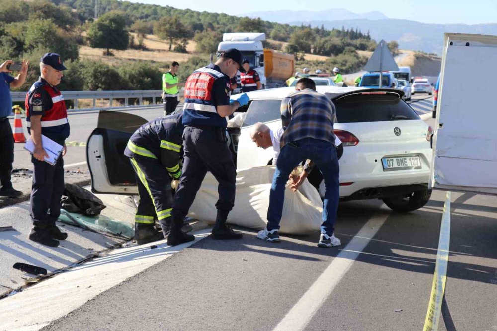 Genç sürücü hayatını kaybetti