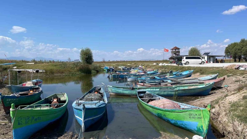 Beyşehir Gölü’ndeki balıkçı tekneleri denetlendi