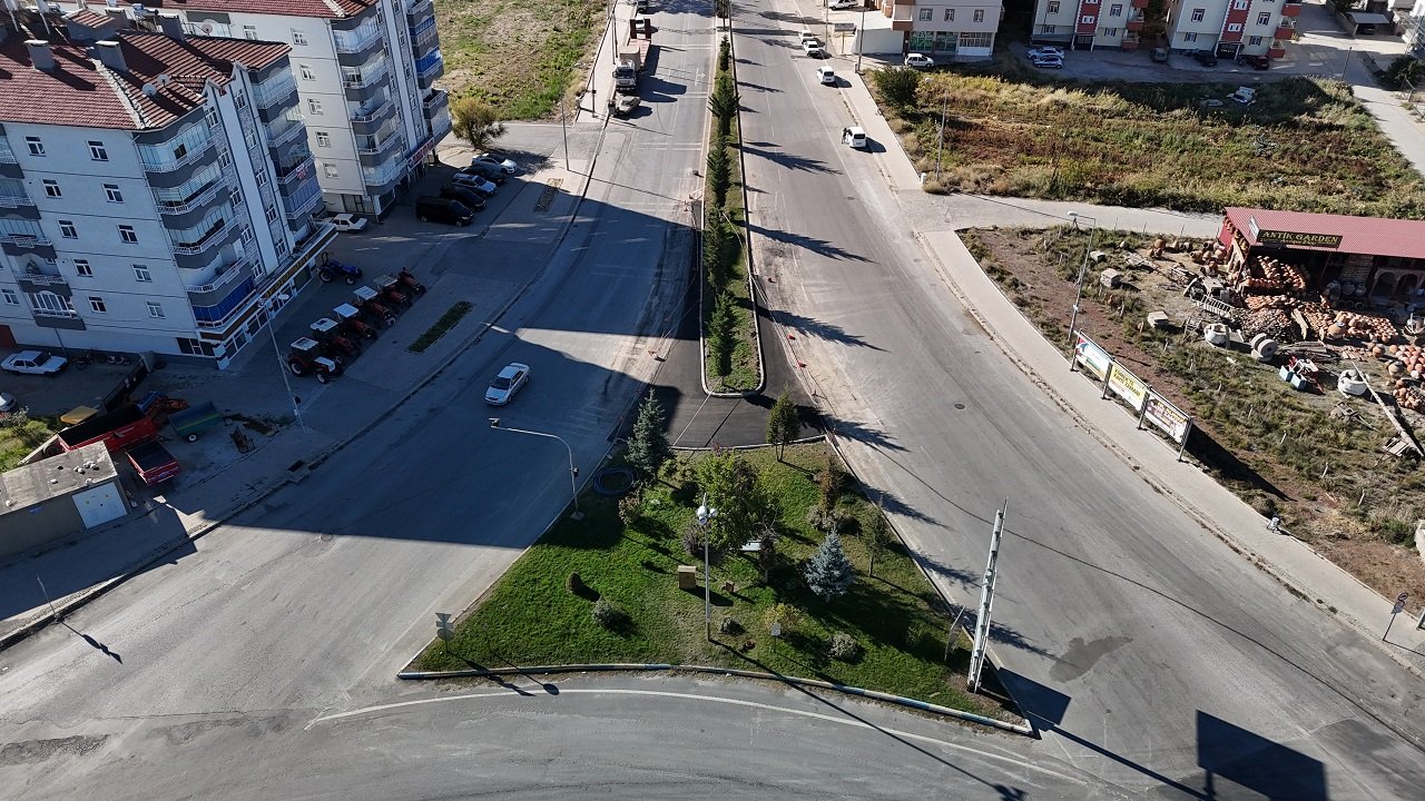 mevlana-caddesi-uzerine-u-donusu-kavsagi-insa-edildi-3.jpg