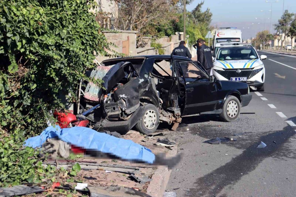 Kayseri’de kaza yapan Tofaş perte çıktı! Ölü ve yaralılar var