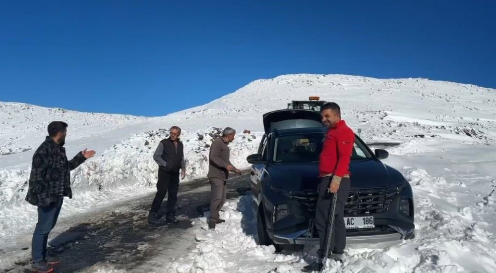 Kar yağışı zor anlar yaşattı