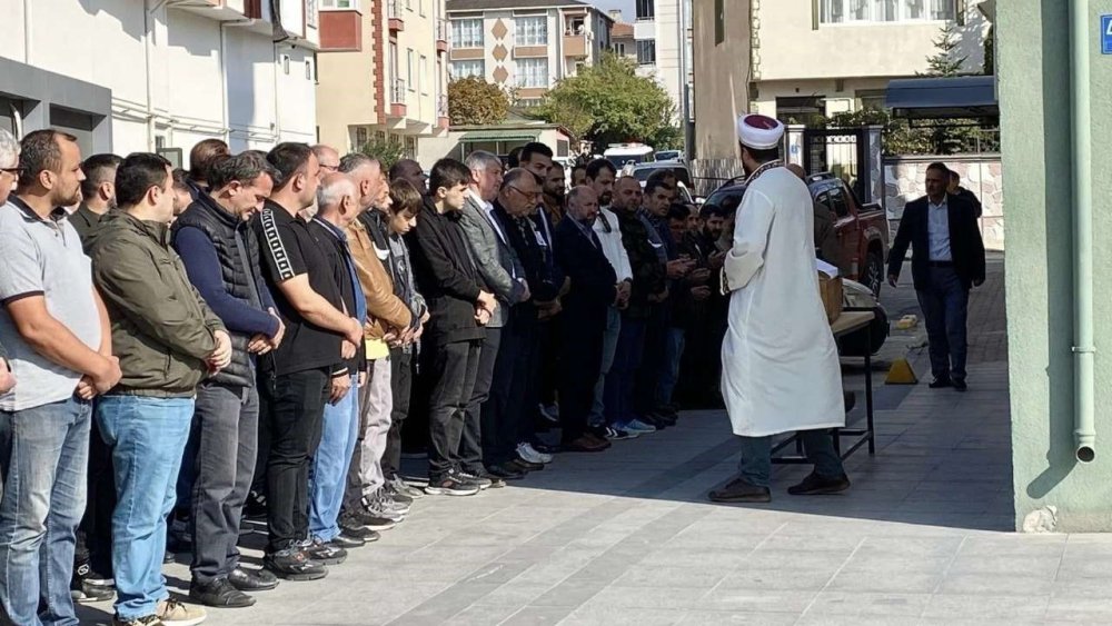 Tekirdağ Kapaklı’da 4’üncü kattan düşen 4 yaşındaki Kerem hayatını kaybetti