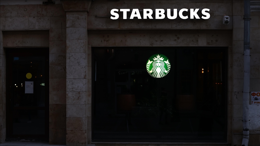 starbucks-3.jpg