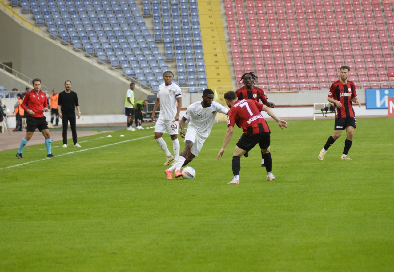 hatayspor-bu-sezon-ilk-galibiyetini-aldi.jpg