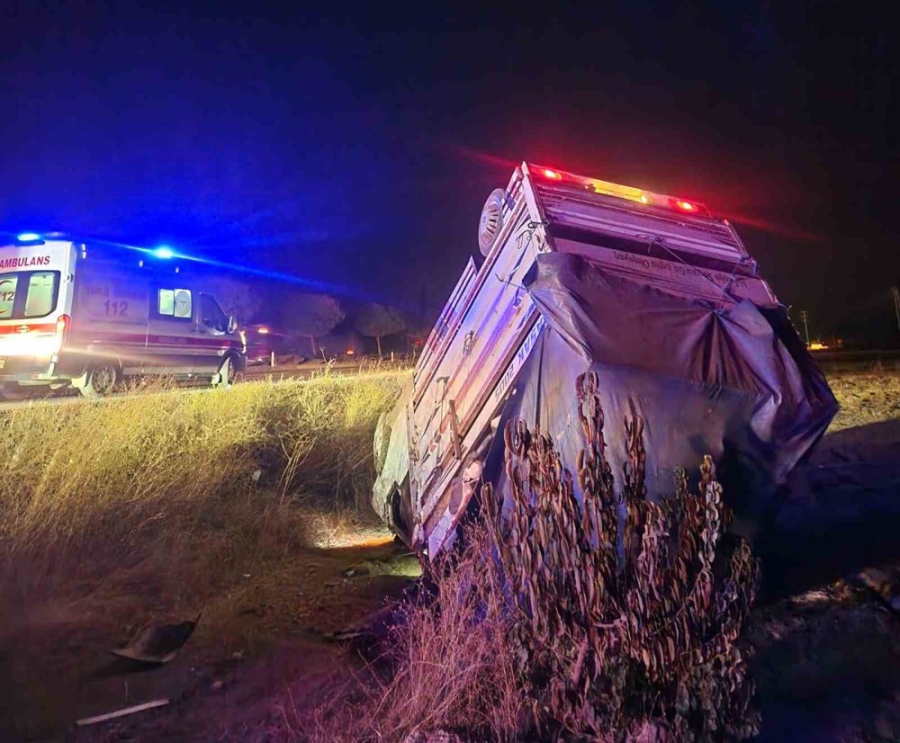 Konya'da kamyonet şarampole uçtu: 6 yaralı