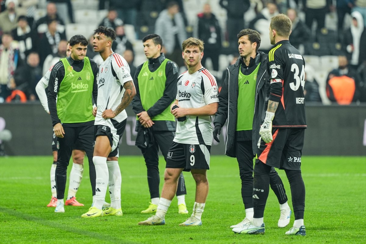 besiktas-son-4-sezonun-en-kotu-donemini-yasiyor-3.jpg