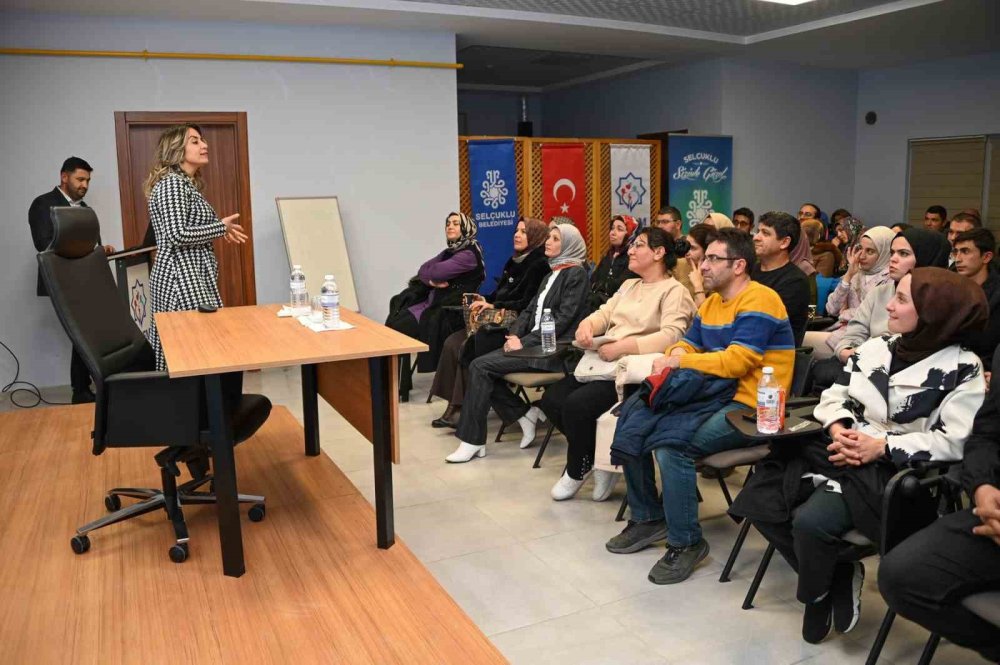 Konya'da aile iletişimini güçlendiren seminer